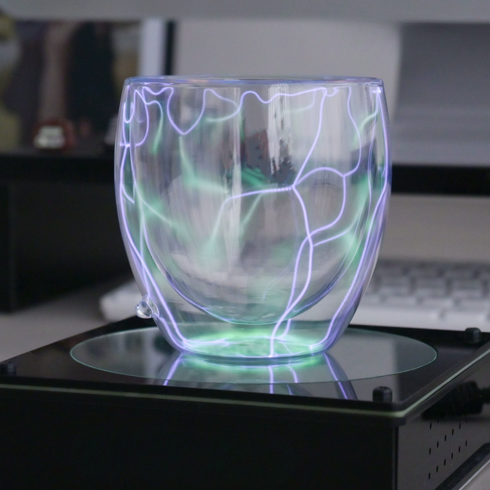Turn Water Into Magic – The Ultimate LED Illusion Cup